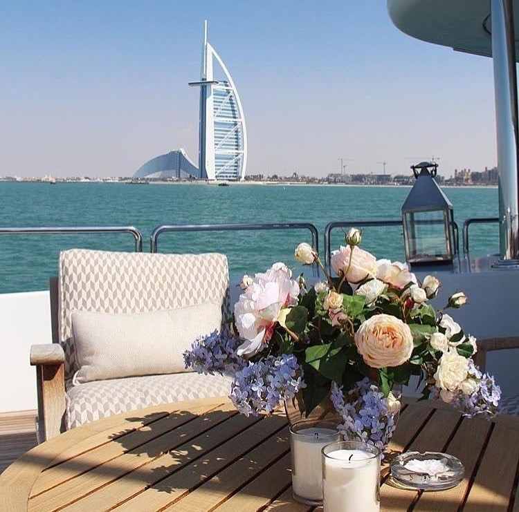 Private boat party Dubai book vip boat host party fun dance music live people 