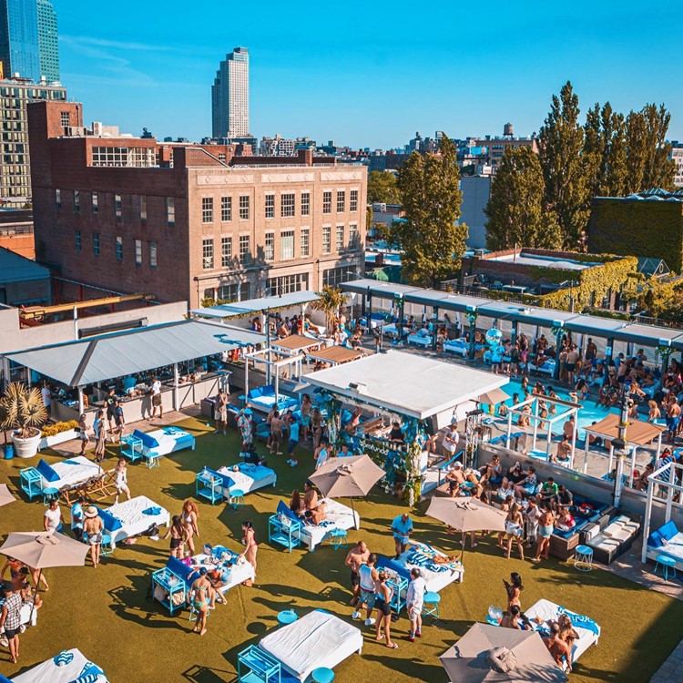 Profundo Rooftop boîte de nuit New York