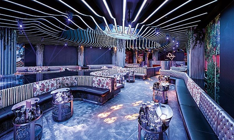 Party at Provocateur VIP nightclub in Dubai. Find promoters for guest list in Clubbable