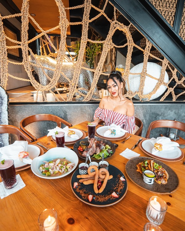 Puerto 99 restaurant Dubai pretty girl brunch dinner food mexican cuisine