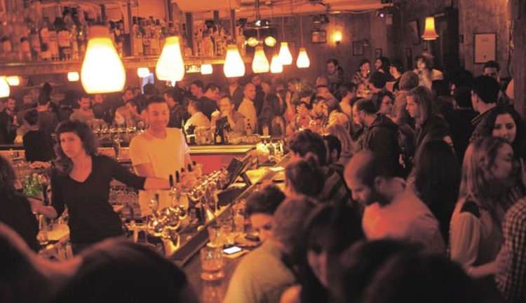 Party på Radio EPGB VIP nattklubb i Tel Aviv. Hitta promoters för gästlista i Clubbable