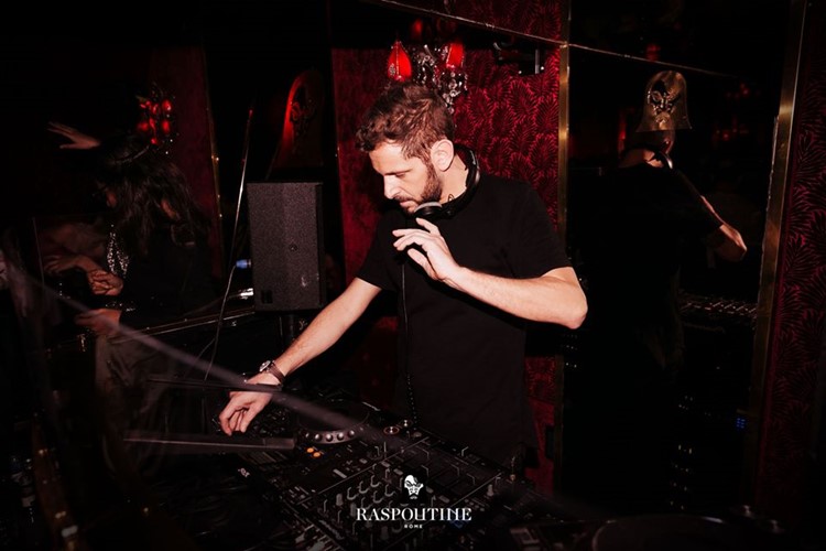 Raspoutine nightclub Rome dj mixing music fun party dance all night techno mix 