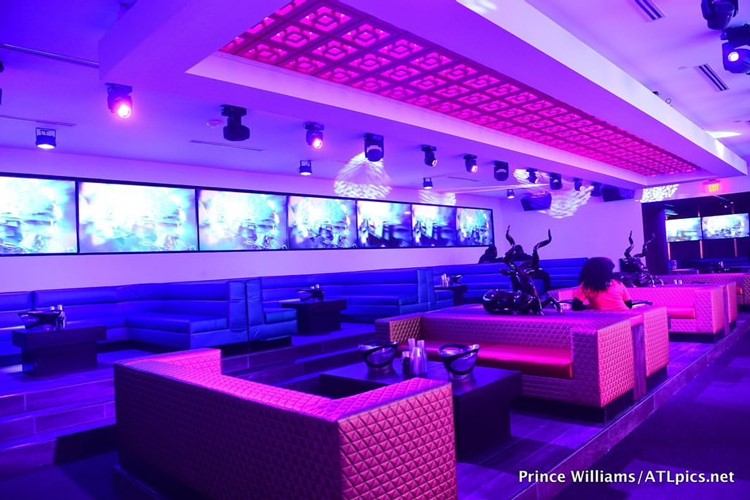 Republic Lounge club Atlanta regular VIP premium tables area dance floor book your table