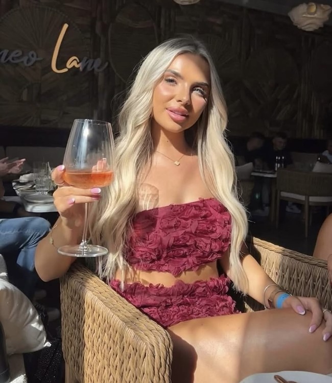 Soirée dans la boîte Romeo Lane VIP à Dubai. Trouvez des promoteurs pour la liste des invités sur Clubbable