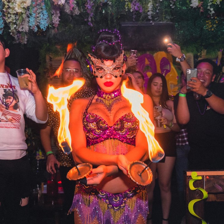 Rosario nightclub Miami fire show jugling exotic dancer 