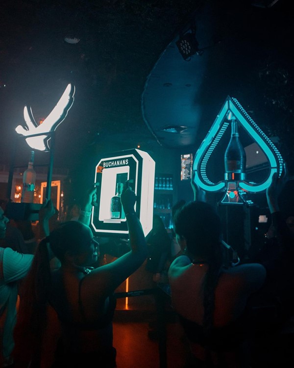 Rosario nightclub Miami bottle parade book your own table reserve now