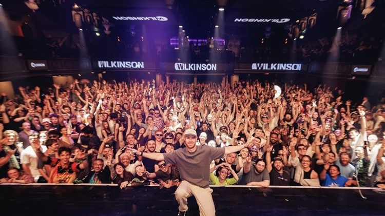 Soirée dans la boîte Royale VIP à Boston. Trouvez des promoteurs pour la liste des invités sur Clubbable