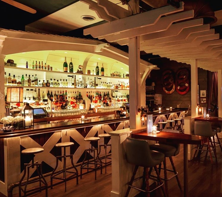 Shorebar club Los Angeles beach bar LA best place to party have fun all day go out today tonight