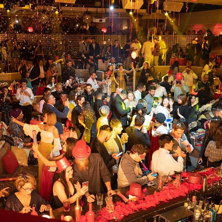 So Lounge Marrakech book your table reserve nightout best shows dance party music fun