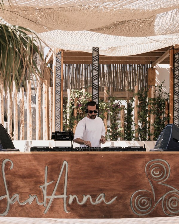 SantAnna Mykonos live dj music party events go out tonight book VIP table reserve