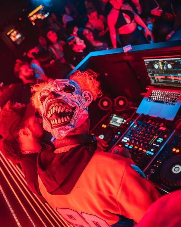 Fiesta en Sapphire 60 Club VIP en New York. Encuentra promoters y listas de invitados en Clubbable