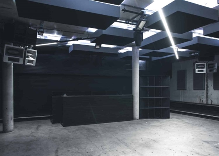 Party at Shelter VIP nightclub in Amsterdam. Find promoters for guest list in Clubbable