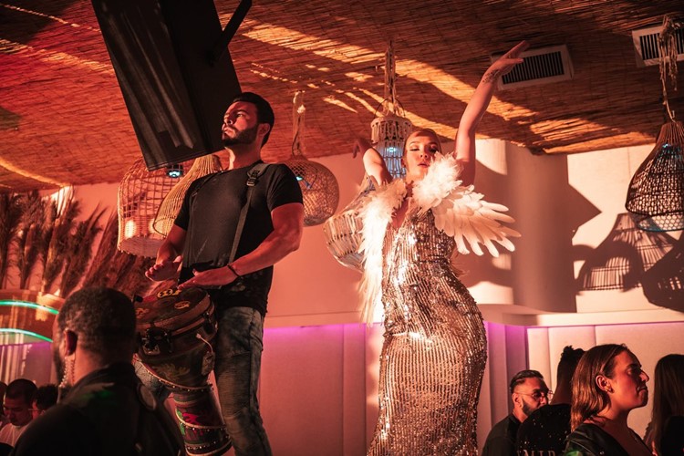 Soluna club Toronto fun nightout party event girl in sparkling dress dresscode