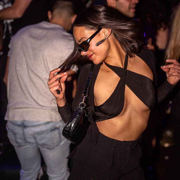 Somewhere Nowhere nightclub NYC guest list girl pretty dancer black mini dress