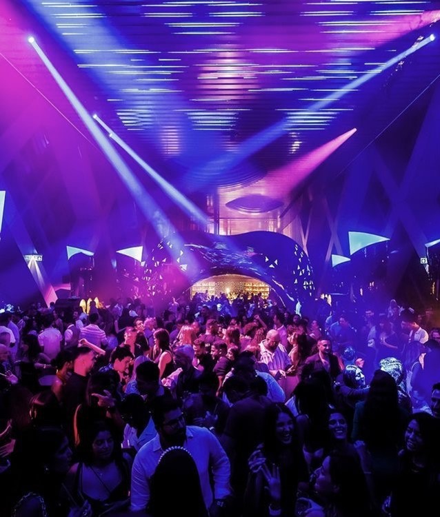 Soirée dans la boîte Sphere VIP à Dubai. Trouvez des promoteurs pour la liste des invités sur Clubbable