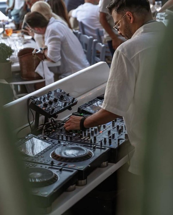 mykonosnightlife