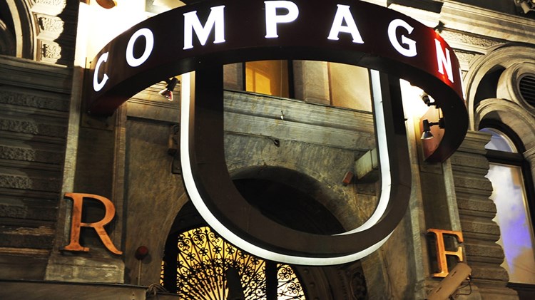 Soirée dans la boîte Sturecompagniet VIP à Stockholm. Trouvez des promoteurs pour la liste des invités sur Clubbable