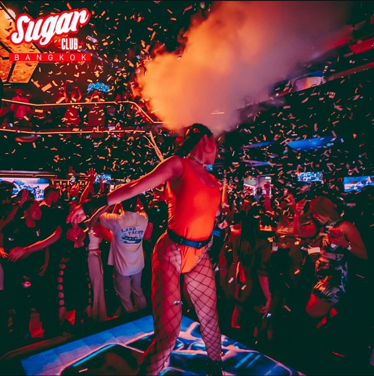 Soirée dans la boîte Sugar Club VIP à Bangkok. Trouvez des promoteurs pour la liste des invités sur Clubbable
