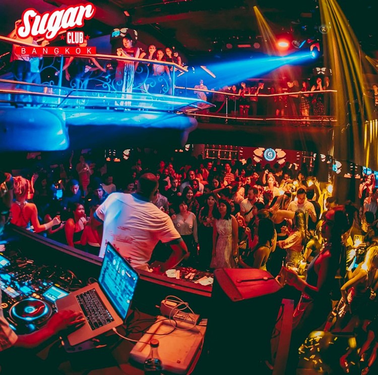 Soirée dans la boîte Sugar Club VIP à Bangkok. Trouvez des promoteurs pour la liste des invités sur Clubbable