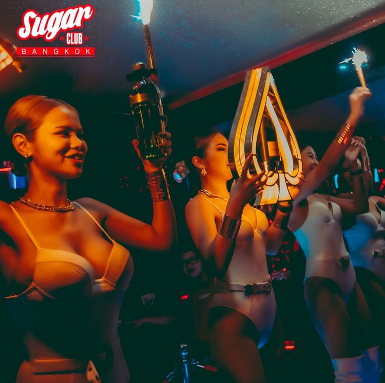 Soirée dans la boîte Sugar Club VIP à Bangkok. Trouvez des promoteurs pour la liste des invités sur Clubbable