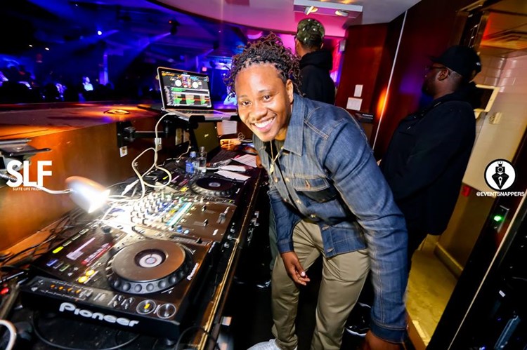 Suite Lounge Atlanta dj mixing music fun party night