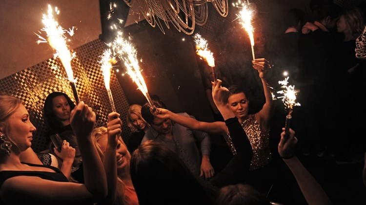 Party at Suite VIP nightclub in Stockholm. Find promoters for guest list in Clubbable