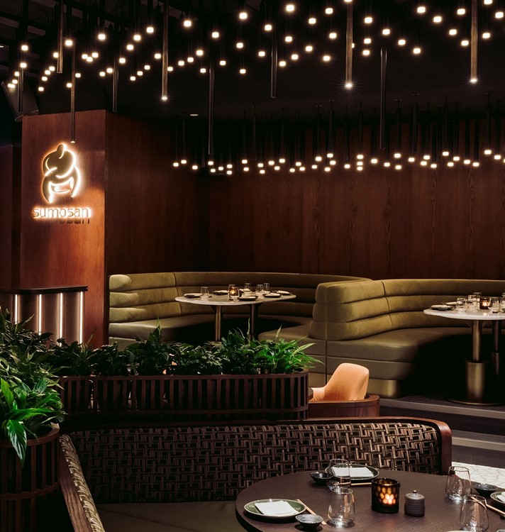 Sumosan club Dubai luxurious venue nightclub restaurant tables dance floor