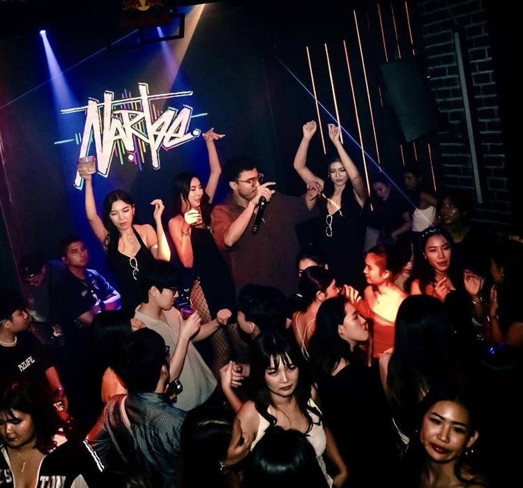 Soirée dans la boîte Sway VIP à Bangkok. Trouvez des promoteurs pour la liste des invités sur Clubbable