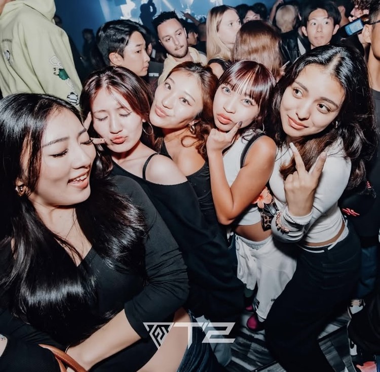 Party at T2 Shinjuku VIP nightclub in Tokyo. Find promoters for guest list in Clubbable