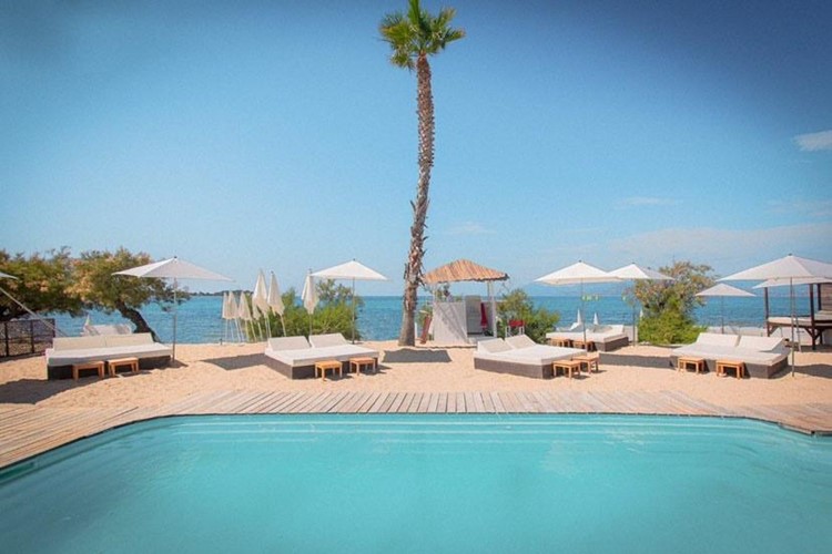 Tamaris pool party Cannes swimmingpool parties every week book vip lounge bed fun