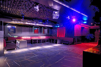 Party på Tape VIP nattklubb i Paris. Hitta promoters för gästlista i Clubbable