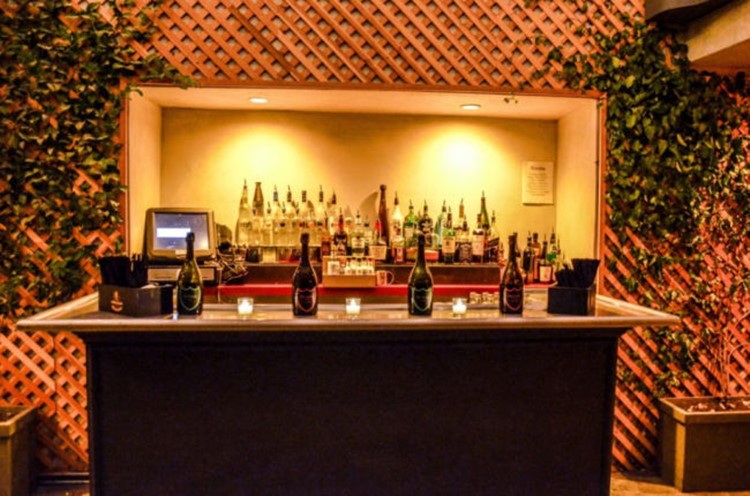 Party at The Argyle VIP nightclub in Los Angeles. Find promoters for guest list in Clubbable