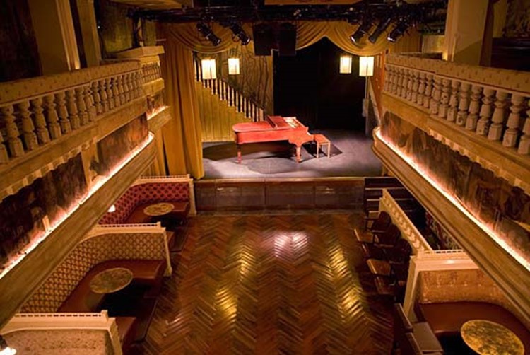 Party at The Box VIP nightclub in New York. Find promoters for guest list in Clubbable