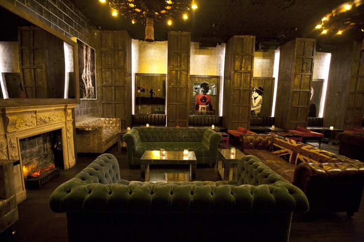 Party på Electric Room VIP nattklubb i New York. Hitta promoters för gästlista i Clubbable