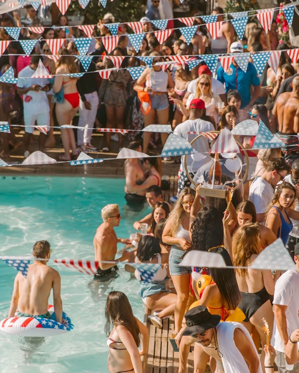 The Highlight Room Pool Party Los Angeles Guest List & Table Bookings