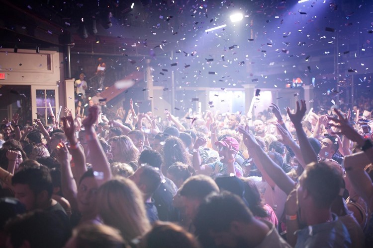 New Orleans Metropolitan club nightclub crowd party dance