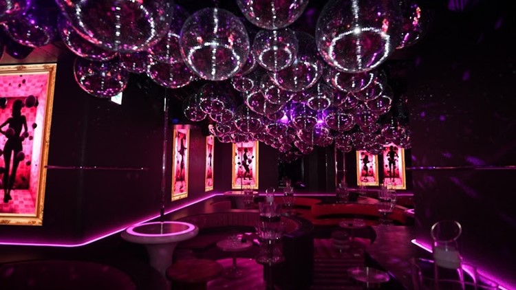 Party at The Pink Club VIP nightclub in Tokyo. Find promoters for guest list in Clubbable