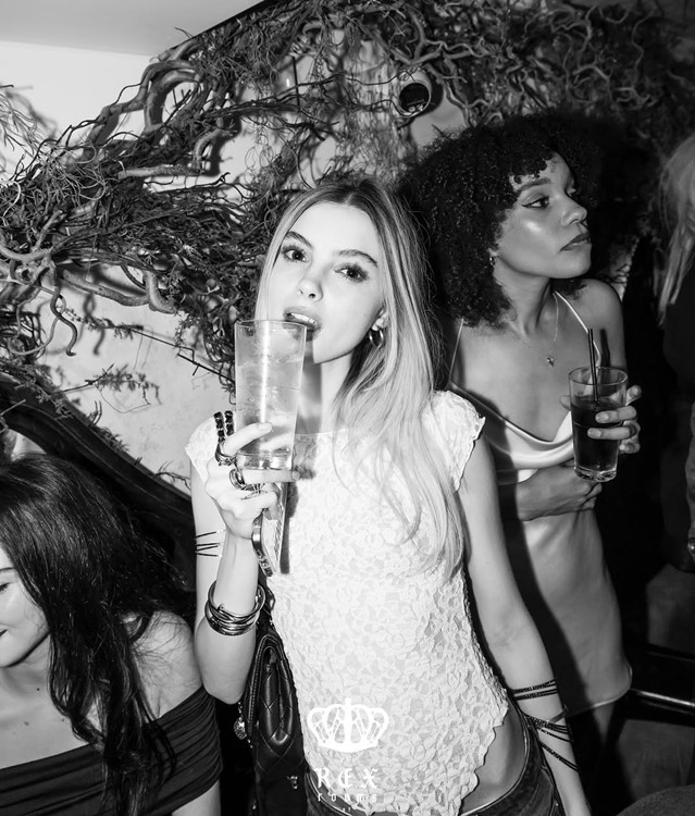 Party at The Rex Rooms VIP nightclub in London. Find promoters for guest list in Clubbable