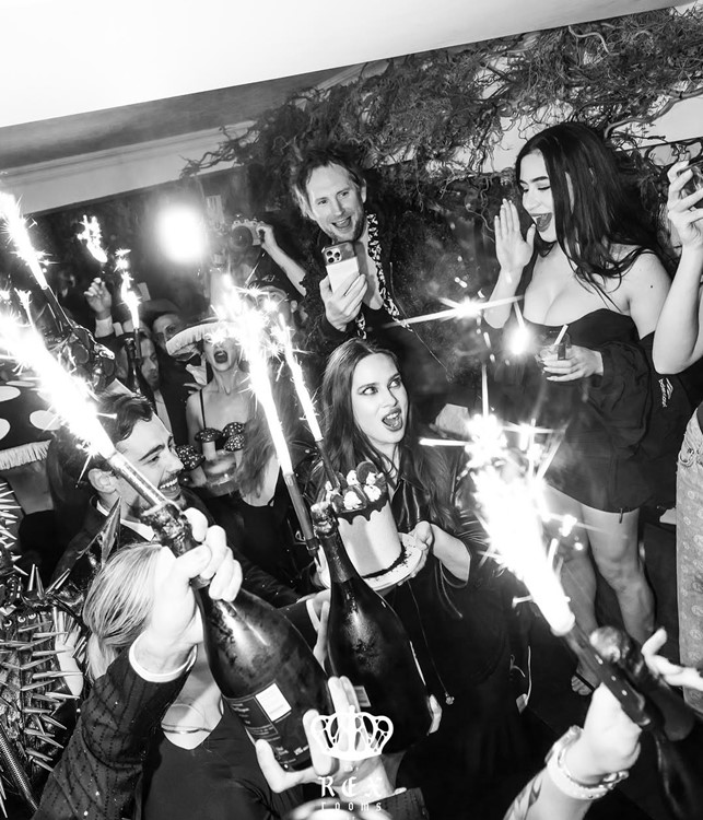 Party at The Rex Rooms VIP nightclub in London. Find promoters for guest list in Clubbable