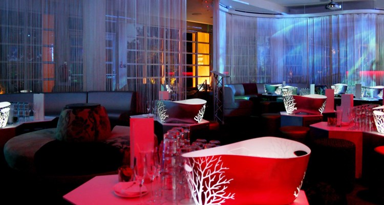 Party at The Roof Gardens VIP nightclub in London. Find promoters for guest list in Clubbable