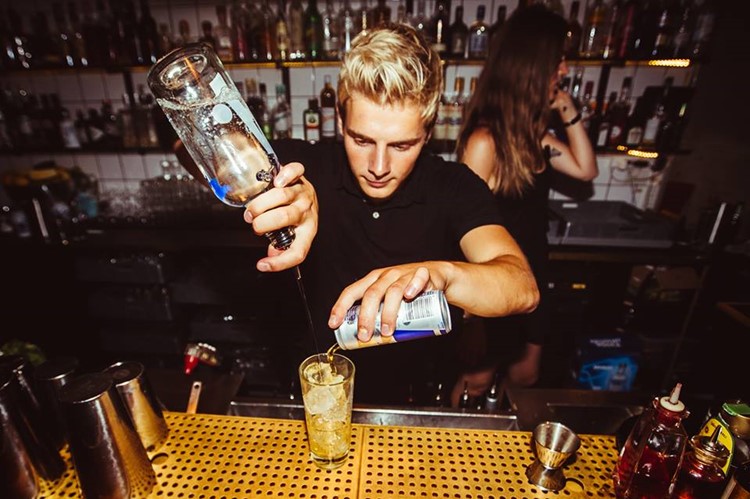 The Zoo Club nightclub Copenhagen barman mixing drinks alcohol cocktails