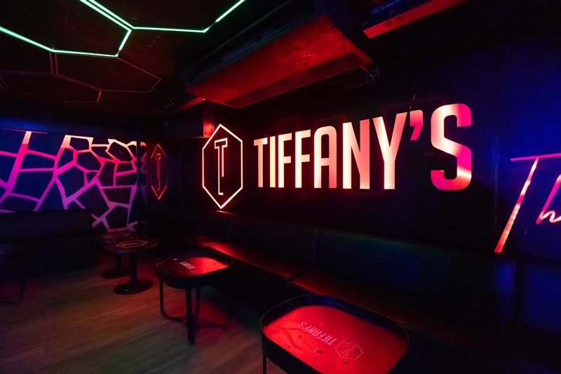 Tiffany's the club in Madrid nightclub vip area couch table sitting lounge dance floor