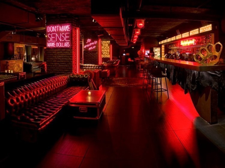 Titty Twister nightclub Paris