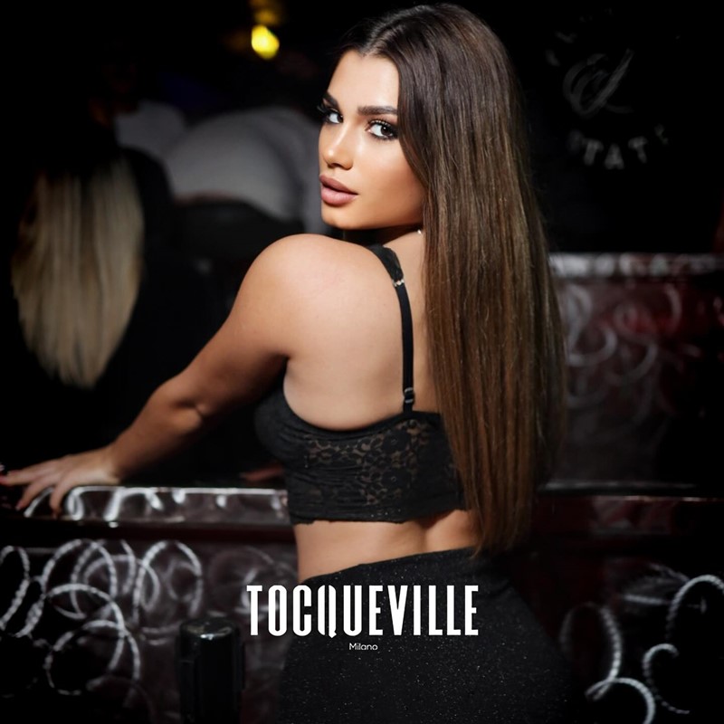 Tocqueville 13 nightclub Milan crowd partying club drinks