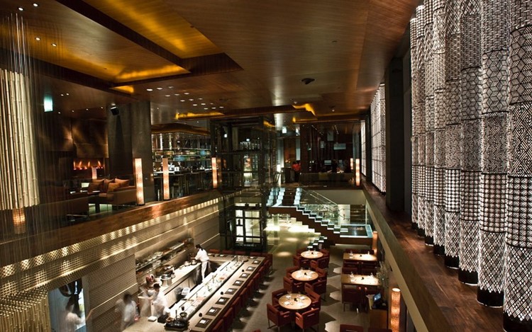 Best restaurant dinner guest list go out tonight party