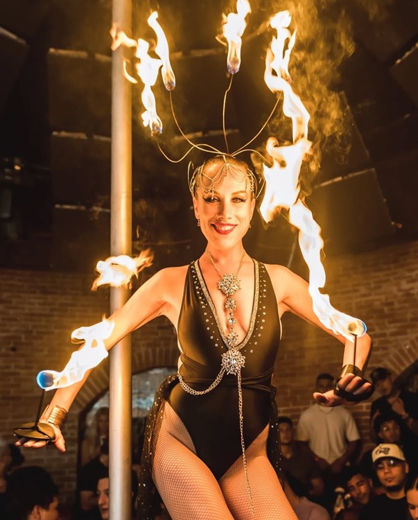 Soirée dans la boîte TuCandela VIP à Miami. Trouvez des promoteurs pour la liste des invités sur Clubbable