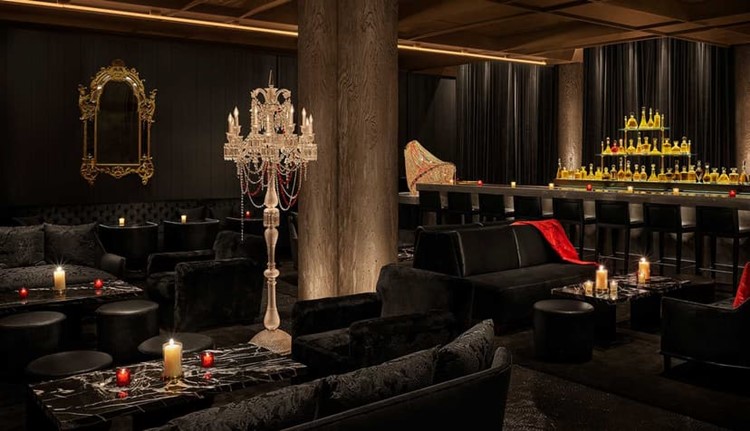 Two Fifteen in New York 30 oct. 2025