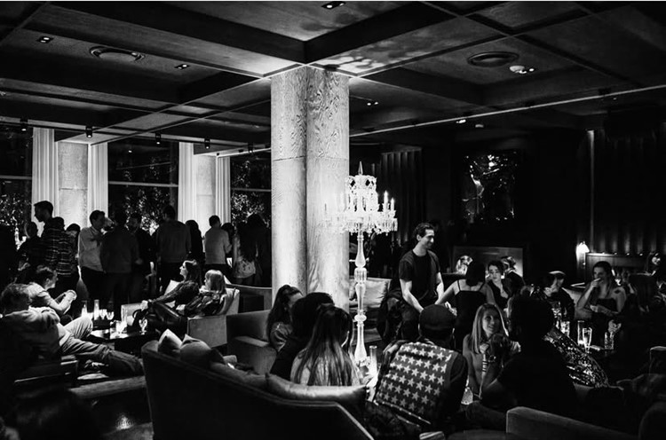 Party at Two Fifteen VIP nightclub in New York. Find promoters for guest list in Clubbable