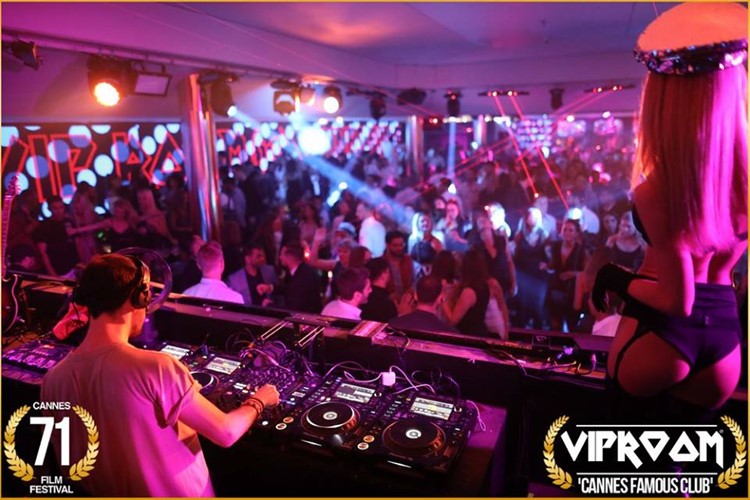 Party at VIP Room VIP nightclub in Cannes. Find promoters for guest list in Clubbable