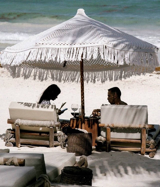 Soirée dans la boîte Vagalume VIP à Tulum. Trouvez des promoteurs pour la liste des invités sur Clubbable